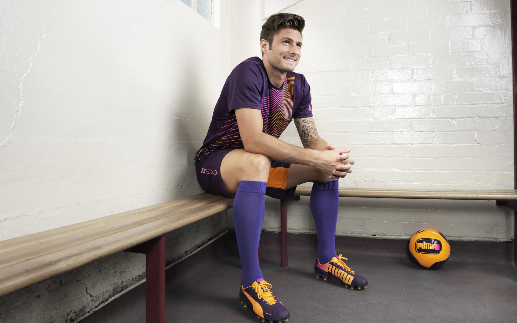 北京国安完封广州队，中超焦点战张玉宁双响，中超北京国安俱乐部